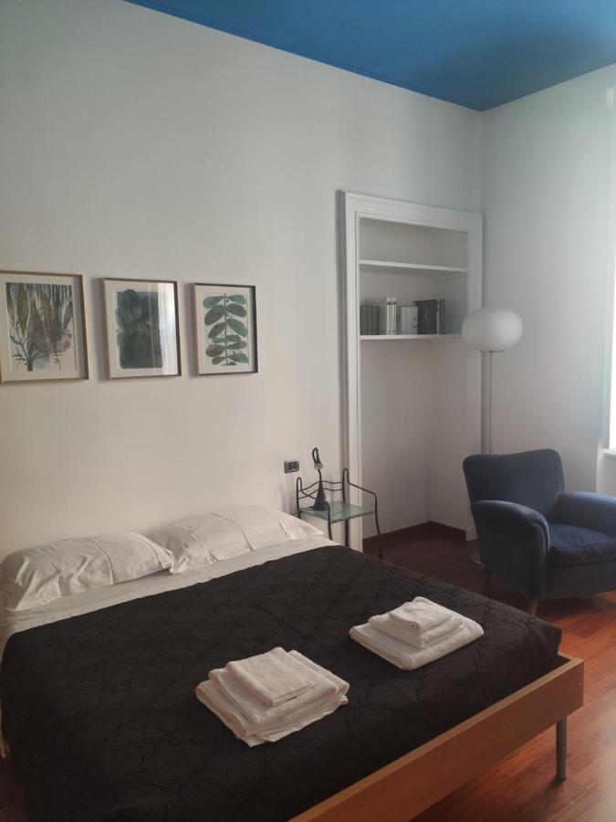 Appartamento Su Cortile Magico Turin Exterior foto